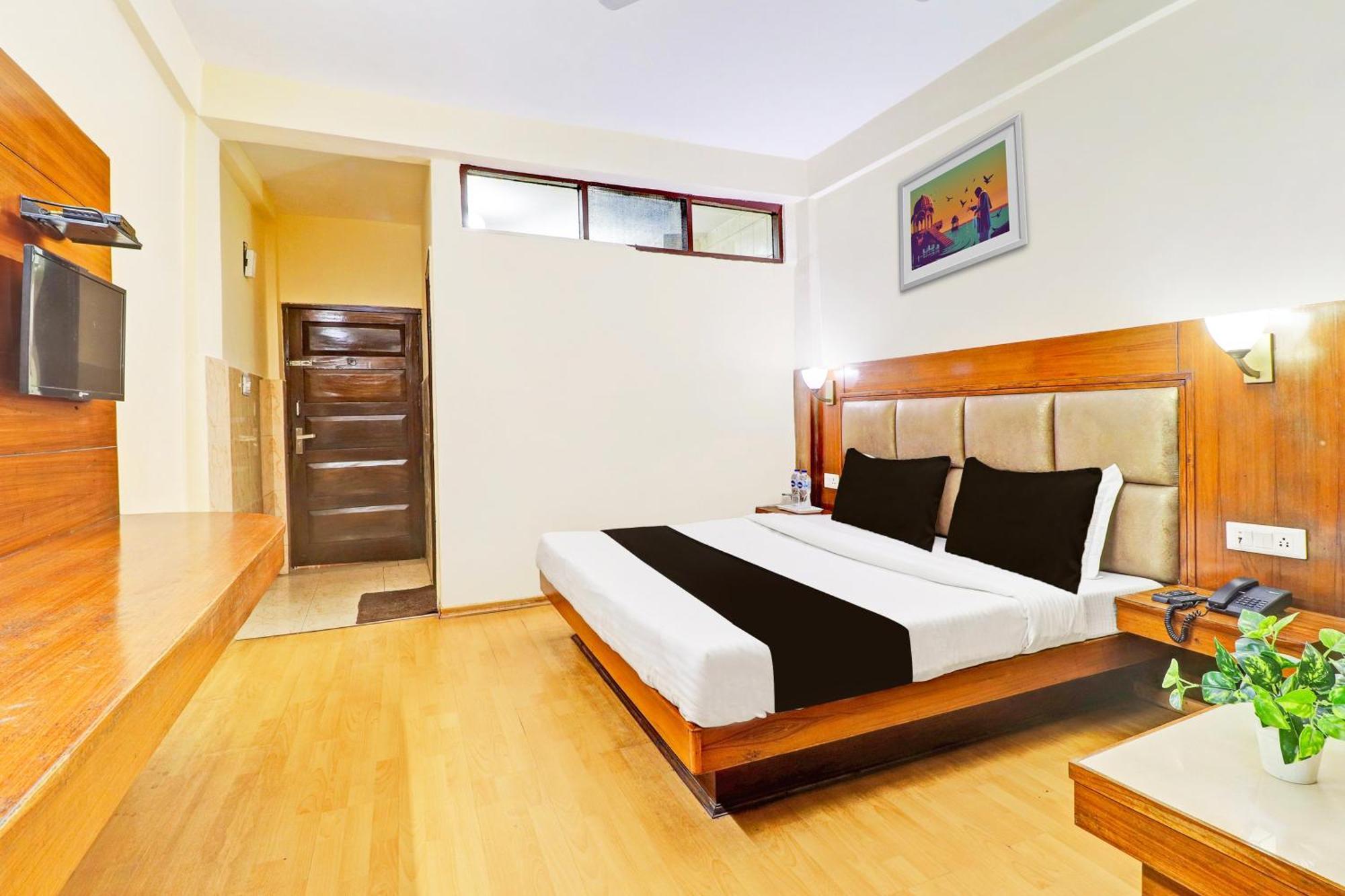Hotel Super Collection O Pioneer Mussoorie Exterior foto