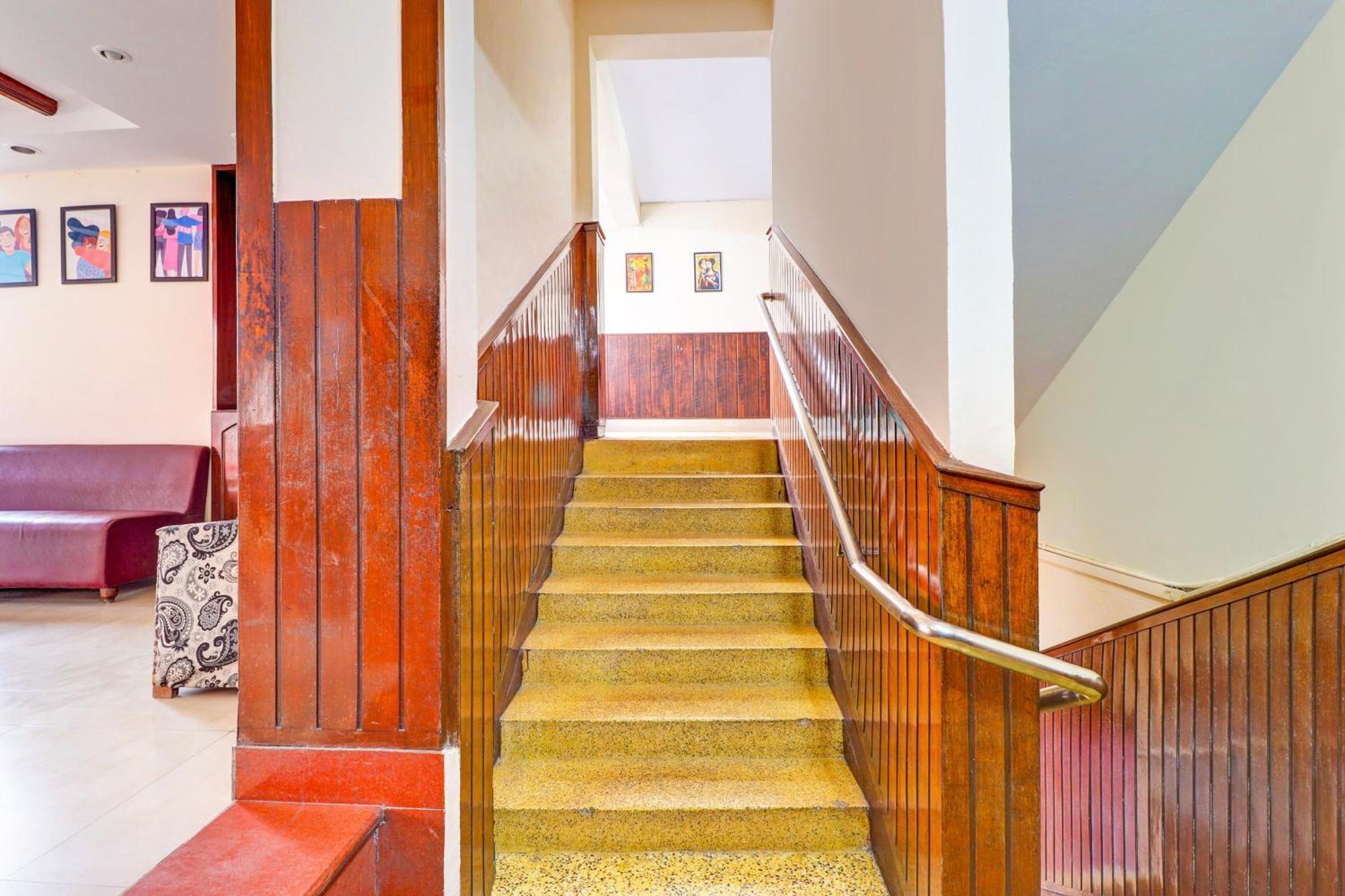 Hotel Super Collection O Pioneer Mussoorie Exterior foto